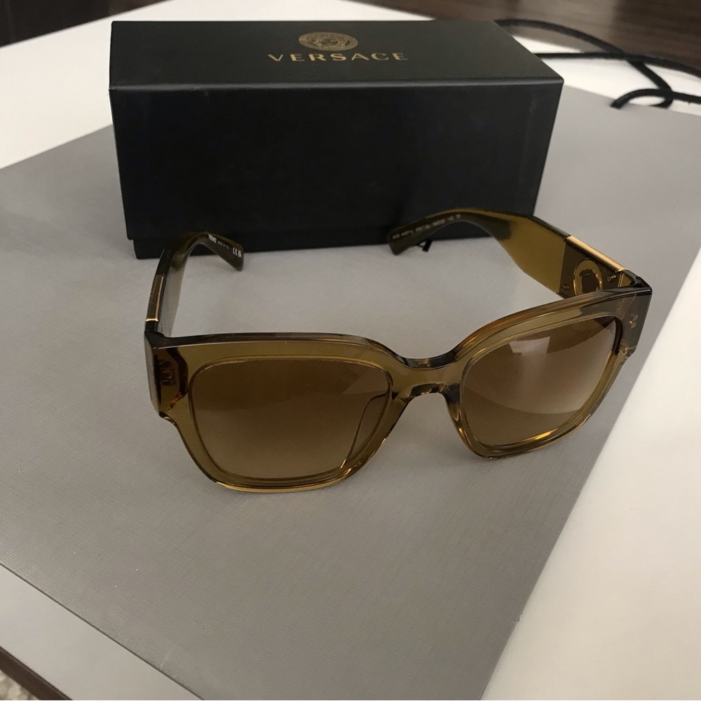 Versace Women's Sunglasses - Amber - Picture 8 of 8